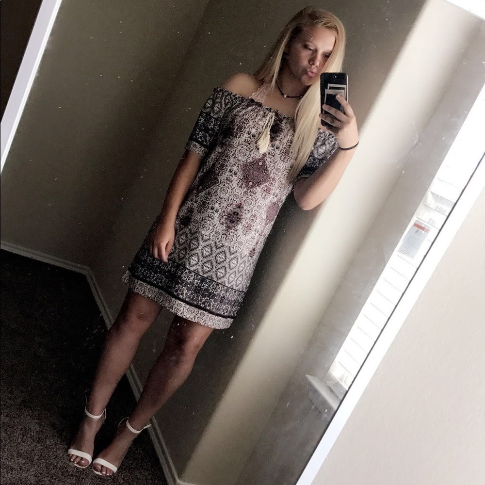 off the shoulder dress !